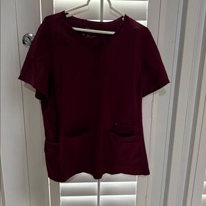 Cherokee Iflex Women’s Scrub Top-Burgundy